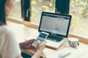 Na Facebook se budete moct přihlašovat pomocí hardwarového klíče
